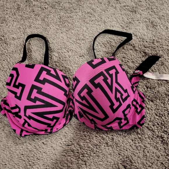 PINK Victoria's Secret Other - B1G1 FREE Victoria's Secret bra